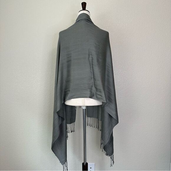 BUNDLE (2) 100% Pashmina Gray Burgundy Scarf - Picture 4 of 13